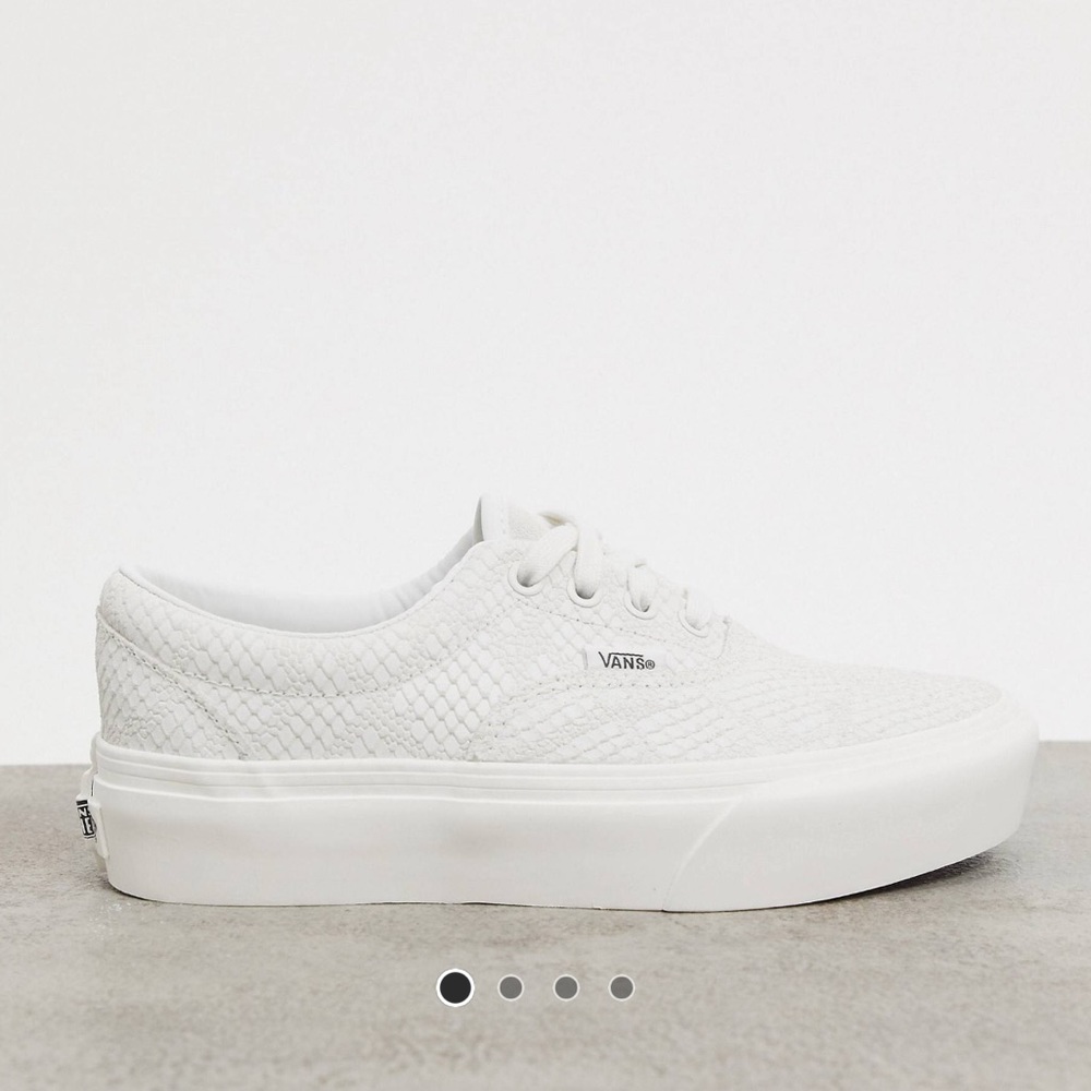 Vans Era Platform Animal Emboss Sneakers - Picture 2 of 4